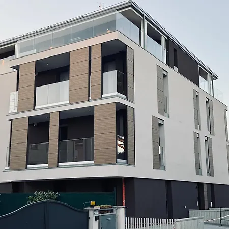 Welcome Residenza Esclusiva Via Liverani Appartamento Imola