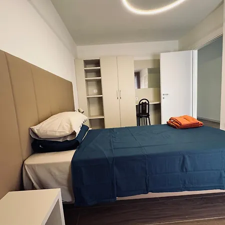 Welcome Residenza Esclusiva Via Liverani イーモラ