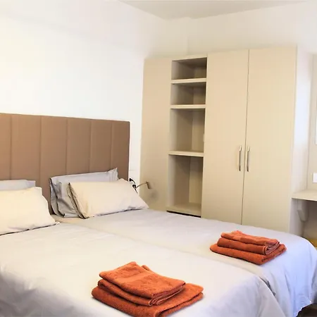 Welcome Residenza Esclusiva Via Liverani אימולה