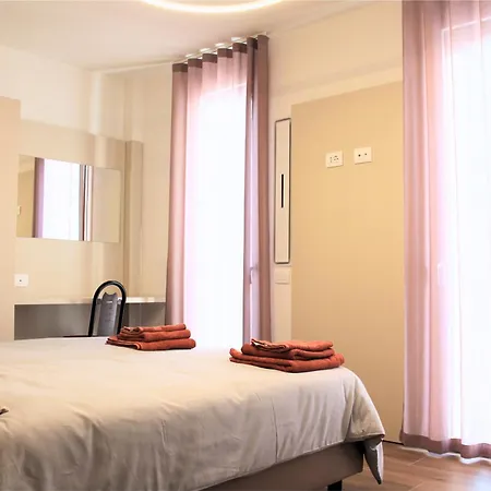 Welcome Residenza Esclusiva Via Liverani אימולה