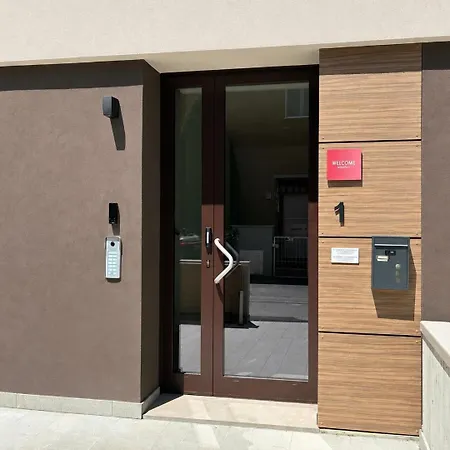 Welcome Residenza Esclusiva Via Liverani Апартаменты Имола