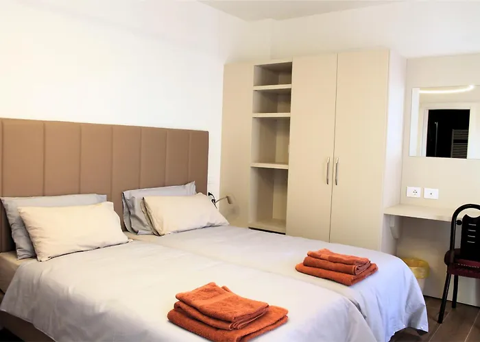 Welcome Residenza Esclusiva Via Liverani イーモラ