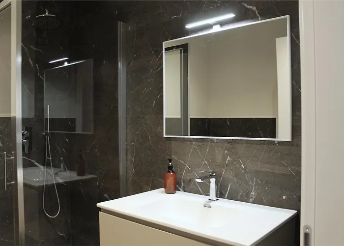 Welcome Residenza Esclusiva Via Liverani 이몰라